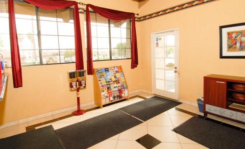Regency Inn in Moreno Valley, USA