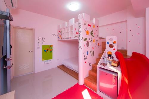 Kids Heart Home in Fongyuan District