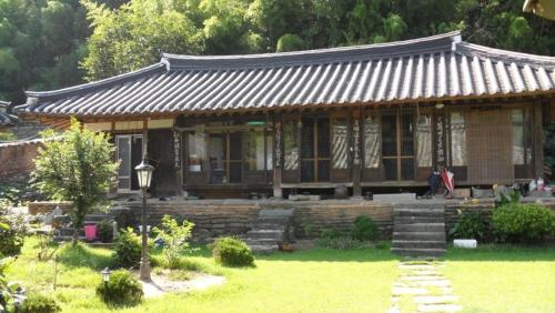 Goseong Choi Pilgan`S Old House