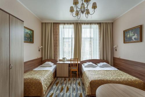 Megapolis Hotel near Lenin sírja