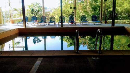 Басейн, Panorama Hotel in Санданскі