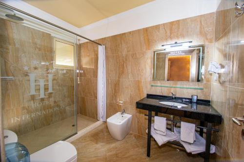 Fieri International Hotel - image 8