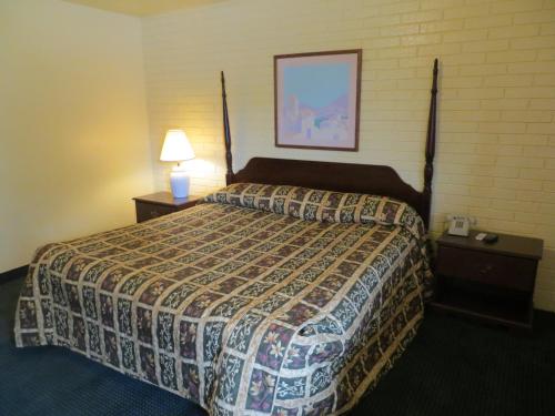 Cottonwood Inn