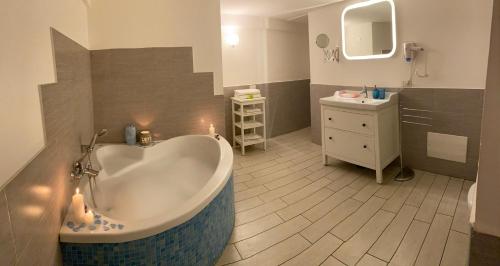 SweetHomeToledo - image 7