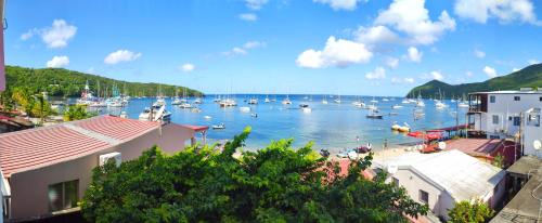 Vista exterior, Résidence Séjourné (Residence Sejourne) in Les Anses-d'Arlet