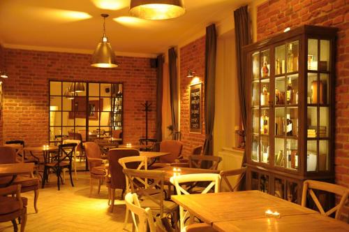 Restaurant, Time Cafe & Penzion in Pribram