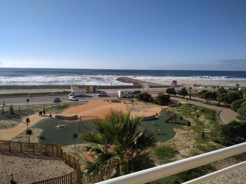  Sun, Pool and Beach in Esmoriz