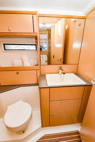 Bavaria 56 / Velero - image 5