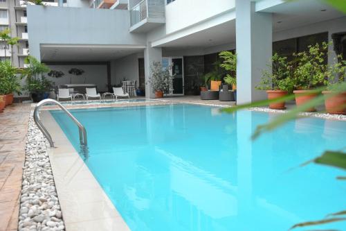 Úszómedence, Alicia Apartelle near Carmelite Monastery Cebu City