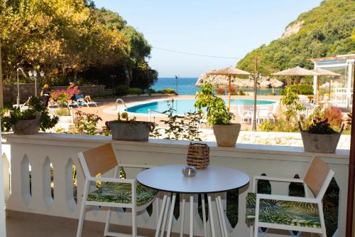 Anemolia Parga Suites