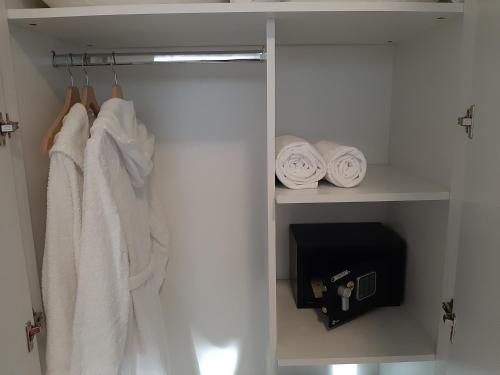 Hotel Condor - image 14