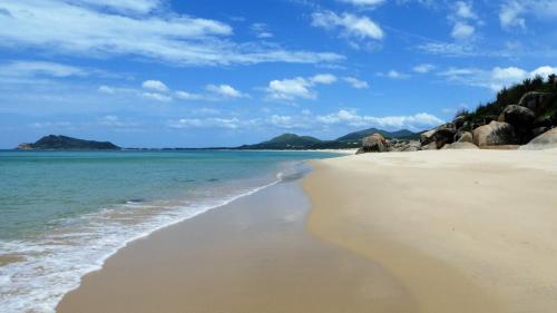 Lucky Spot Beach Bungalow