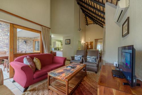 3 bedrooms, 5 beds