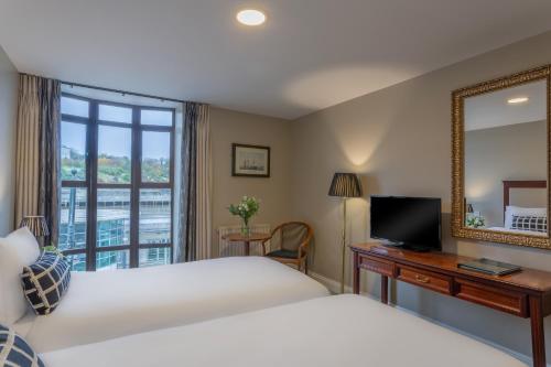 Dooley's Hotel - image 13