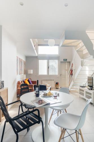 RETIRO Apartment II - image 13