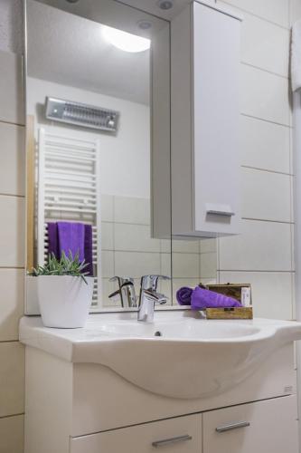 Villa Amour a luxury villa in Imotski private pool - image 11