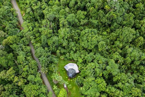 Cape Tribulation Holiday House