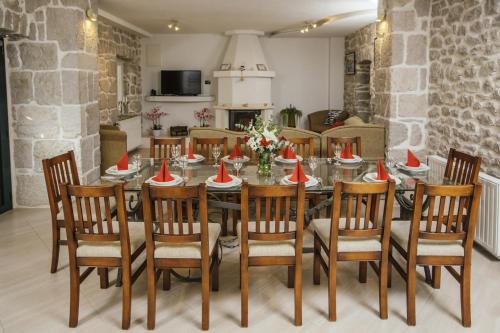 Villa Amour a luxury villa in Imotski private pool - image 7