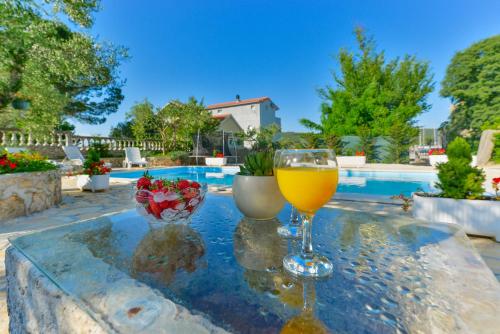 Wonderful villa Bibinje with private pool, jacuzzi and sauna near the beach