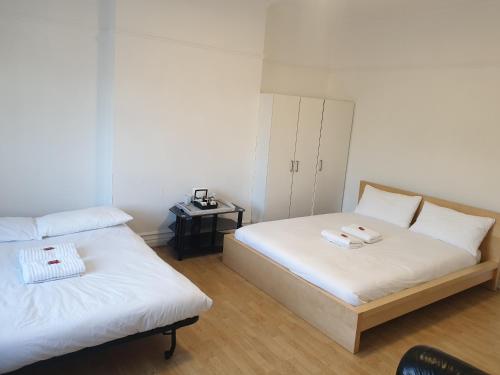 Apartment With Easy Access To London's Famous Attractions, Cricklewood, London