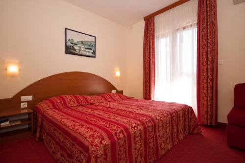 HOTEL MEDUZA – Biograd na Moru, VA