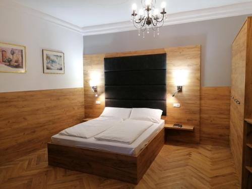 GOLDEN STAR - Premium Apartments - main image