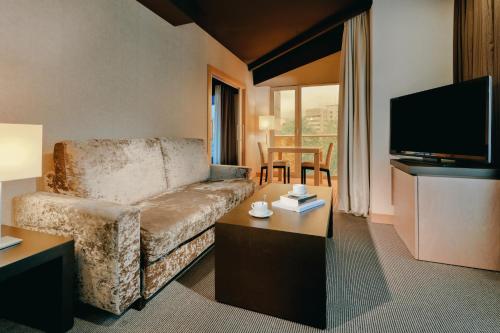 Hesperia Bilbao - image 7