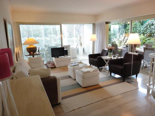 B&B Villa Feline – Cannes, CT