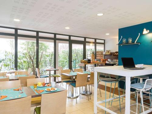Ресторан, Apartment Adagio Access Paris Clamart in Кламар