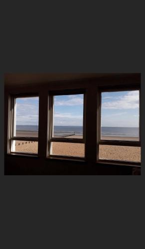 Beachview Apartment in Portobello