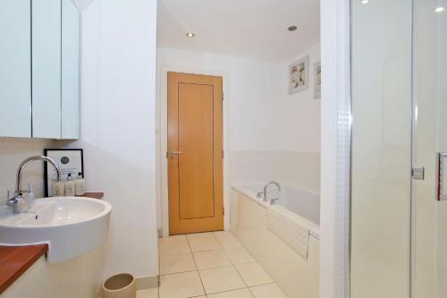 Orange Apartments - Kepplestone - image 2