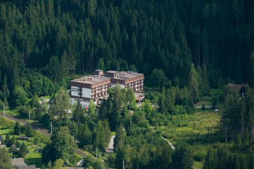 . Alpenhotel Weitlanbrunn