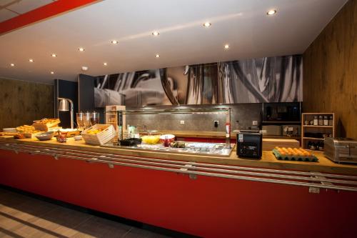 ibis Cahors - image 9