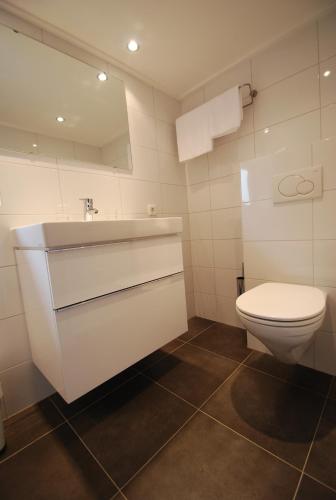 Hotel Rozenhof - image 14