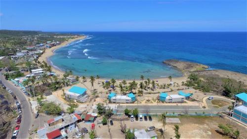Strand, Walk to the Beach 2Min, Cozy, Boutique, Pool, Palmeras Del Mar Isabela in Isabela