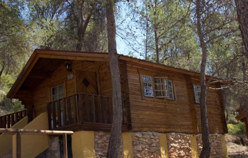 One-Bedroom Bungalow (3 Adults)