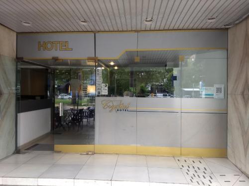 

Hotel Crystal