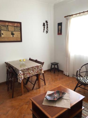 Charming 2BR with Refreshing Ocean View, Praia (zdjęcie 5)