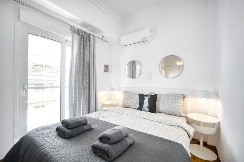 The Cactus Apartment with Large Sunny Balcony, Athens (photo 8)
