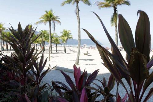 Apartamento no Canto do Forte, Luxuoso e Confortavel, 2 Suites, Varanda Gourmet