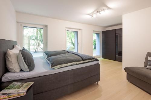 2,5 Zi Design Loft Wohnung mit Gartensitzplatz