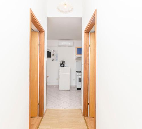 Apartments Melita - image 3