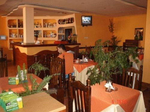 Family Hotel Hit – Kiten, WY
