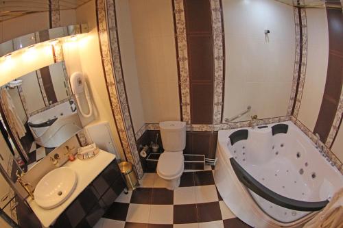 Acfes-Seiyo Hotel - image 11