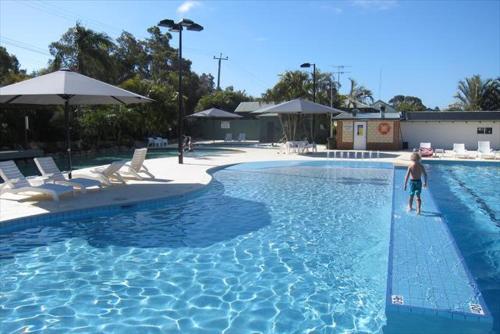 Karrinyup Waters Resort Karrinyup Waters Resort is perfectly located for both business and leisure guests in Perth. Both business travelers and tourists can enjoy the propertys facilities and services. Service-minded staff 