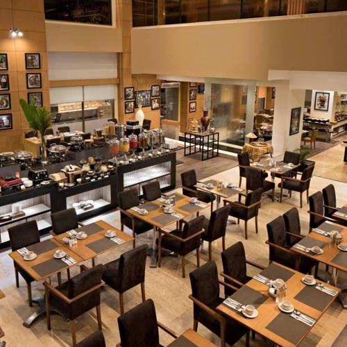 Restaurant, Aryaduta Palembang in Palembang