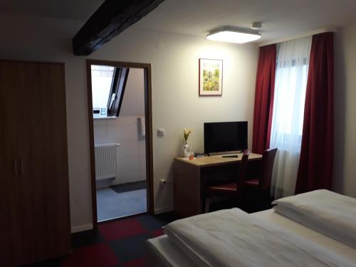 Hotel Luca Room Type - Double Room with Private Bathroom
