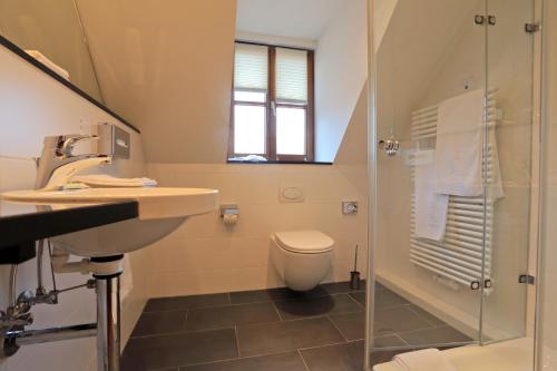 Romantik Hotel Zur Schwane - image 7