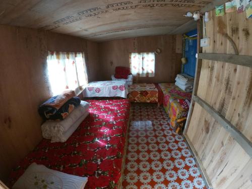 2 double beds