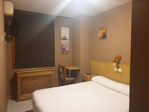 Hostal El Descanso - image 13